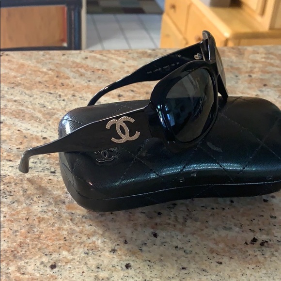 Chanel Sunglasses - Picture 3 of 3